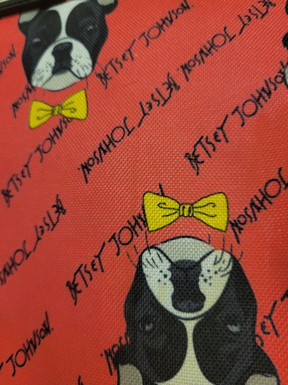 Betsey Johnson Pug Weekender Bag & Lunch Tote - Picture 7 of 13